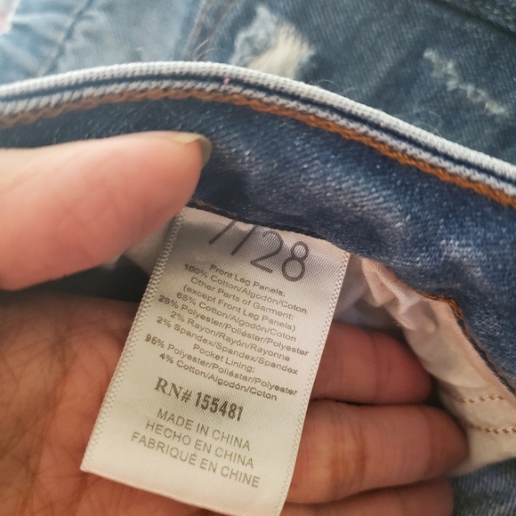 Simple Society Women's Mid-Blue Denim Distressed Shorts Size 28 - Picture 6 of 7